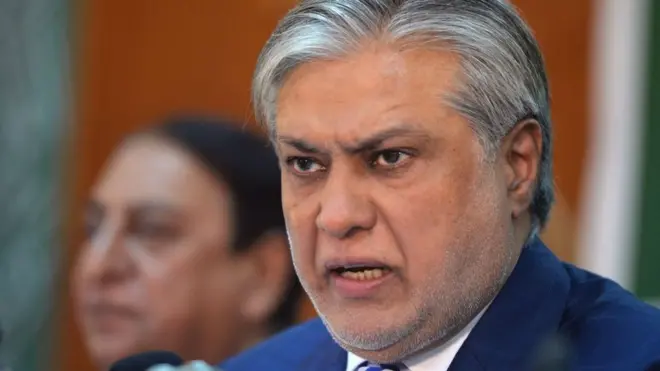 اسحاق ڈار پر احتساب عدالت نے فرد جرم عائد کرنے کے لیے 27 ستمبر کی تاریخ مقرر کی ہے