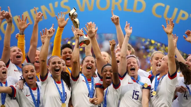 دا څلورم ځل دی چې امریکا د ښځو فوټبال نړیواله اتله کېږي