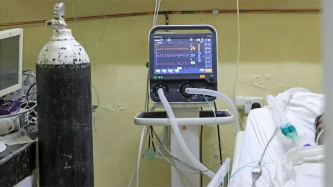 अक्सिजन सिलिन्डर