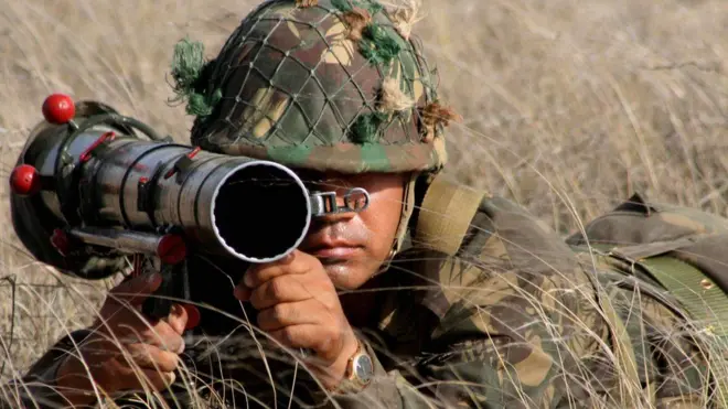 સજ્જ સૈનિકની પ્રતીકાત્મક તસવીર