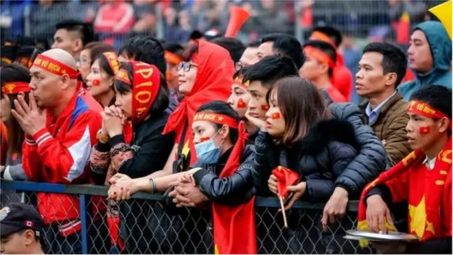 Người hâm mộ sẽ quan tâm hơn giải bóng đá trong nước?