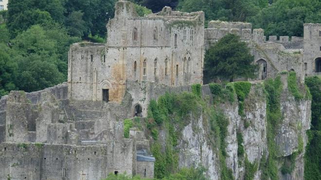 Important Turner painting of Chepstow Castle coming home - Monmouthshire