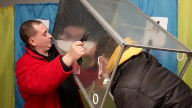 В воскресенье 25 октября украинцы будут избирать местную власть. Предыдущие местные выборы здесь прошли в 2015 году