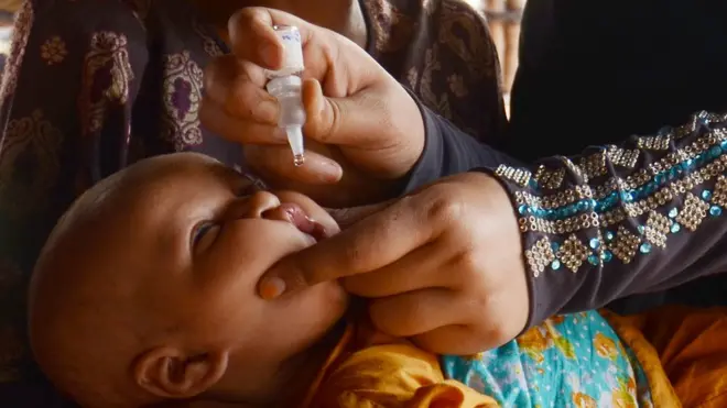 حکومتی ذرائع کے مطابق، ملک بھر میں پولیو مہم پر ہونے والا 90 فیصد خرچہ پاکستان خود برداشت کرتا ہے