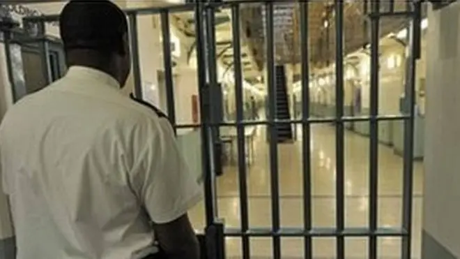 Nne na nna nwere ike ịga nga maka ịkwụwa nwa ha agụụ