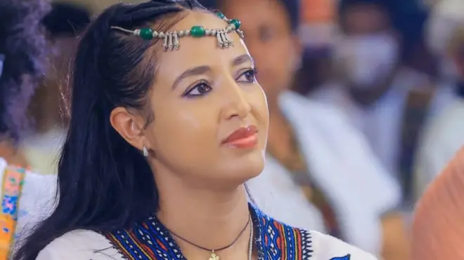 መሰረት መብራቴ