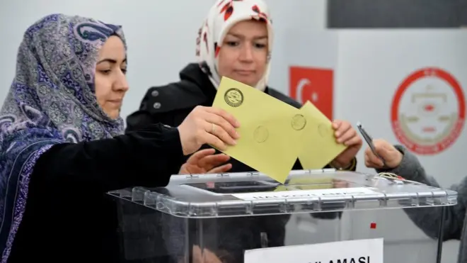 Köln'de referandum sandığı