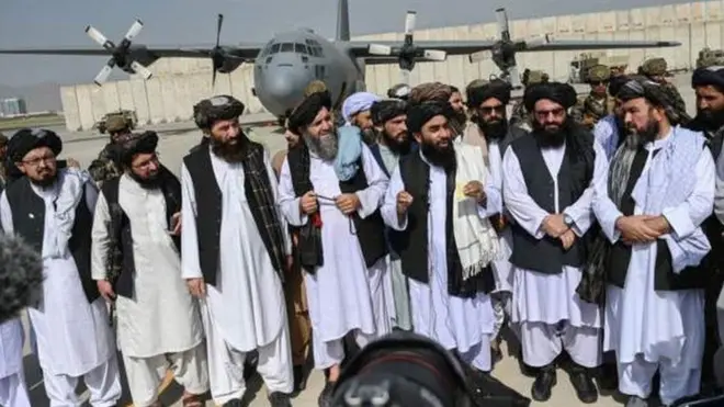 يرجح أن من أسباب سقوط قوات الأمن الأفغانية أمام طالبان عدم تقاضي الجنود أجورهم لحوالي ستة أشهر