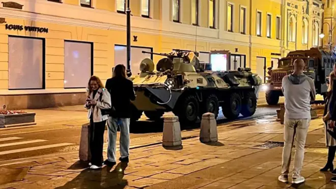 Военная техника в центре Москвы.