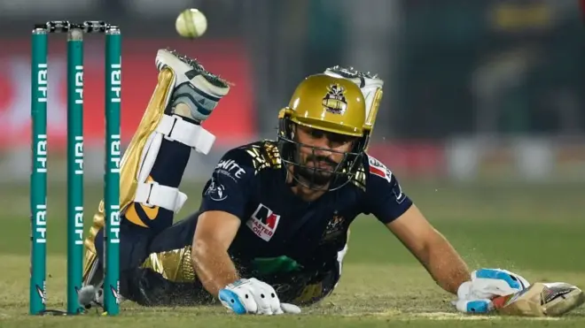 سږ کال د پاکستان کرېکټ سوپر لیګ سیالۍ په کور دننه کېږي