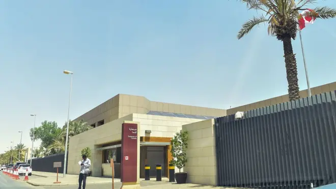 السعودية طردت السفير الكندي في الرياض
