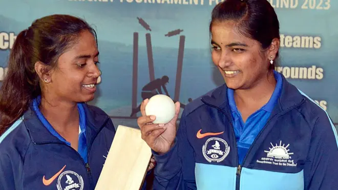 महिला क्रिकेट