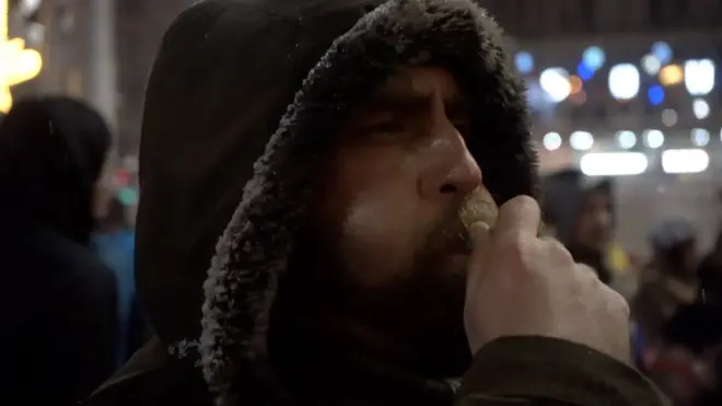 Pištaljke i bubnjevi se jednom nedeljno čuju na ulicama više od 20 gradova i opština u Srbiji