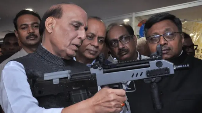 రాజ్నాథ్ సింగ్