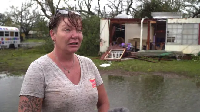 Judie McRae enfrentou o furacão Harvey agarrada à camacomo jogar com bonus 1winseu trailer