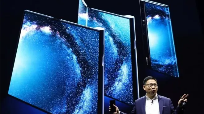 El Mate X tiene plantalla plegable.