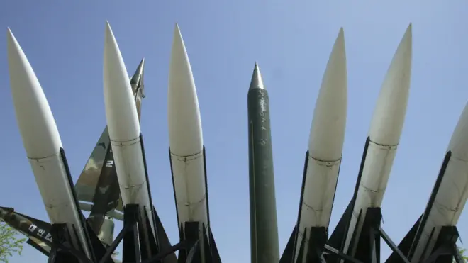 боєголовки