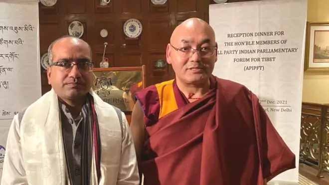 राज्यसभा सांसद सुजीत कुमार के साथ तिब्बती नेता खेनपो सोनम