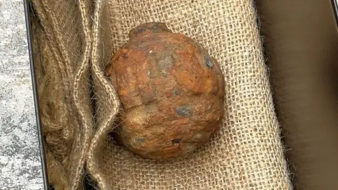 વિશ્વયુદ્ધ વખતનો બૉમ્બ