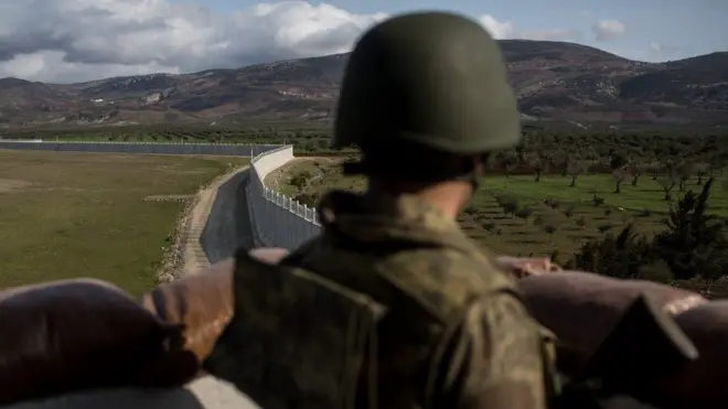 Suriye - Türkiye sınırındaki bir Türk askeri