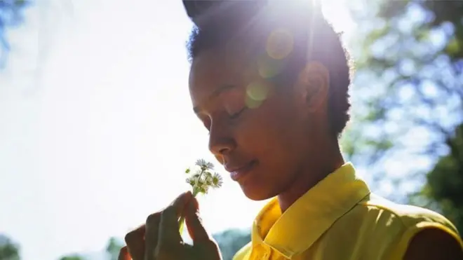 Harufu inaweza kuamsha hisia kali na kumbukumbu