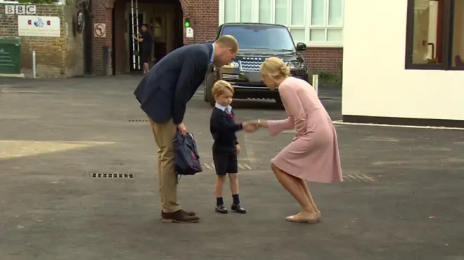 Маленький принц: Джордж уперше пішов до школи