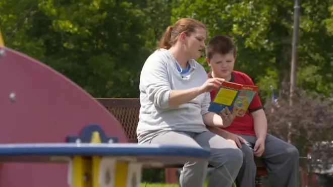 読み書きができない米国人　仕事が…育児が…