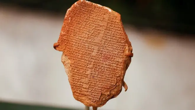 Iraq's foreign minister said the Gilgamesh Dream Tablet was one of 17,926 artefacts recovered in the past year