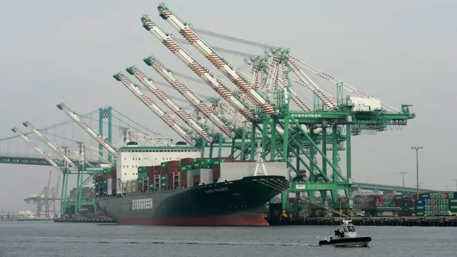 美国长期以来都是进口比出口多。