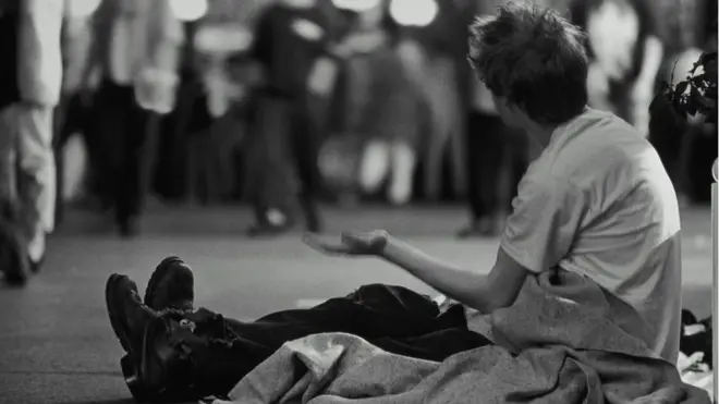 La pobreza no siempre es evidente y cuando es así es mucho más complicada para combatirla, advierten los expertos.