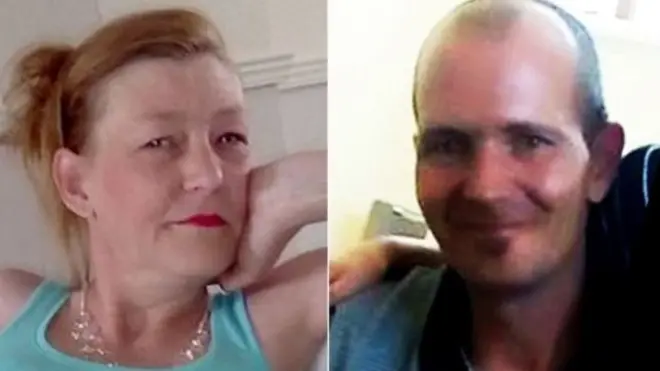 两人是在上周末出现中毒症状的