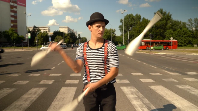 Ђорђо једини воли црвено светло