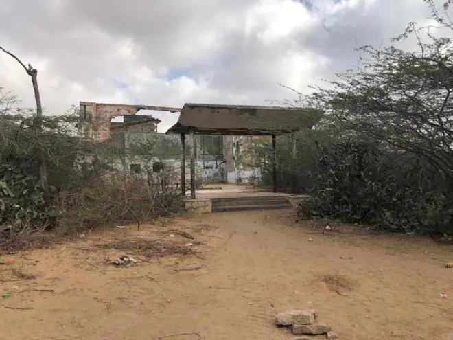 Halka laga galo kulliyadda oo burbursan