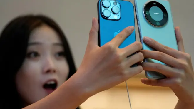 चीन आईफ़ोन का दुनिया में दूसरा सबसे बड़ा बाज़ार है