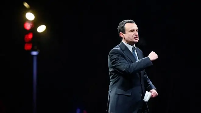 Альбин Курти на предвыборном митинге