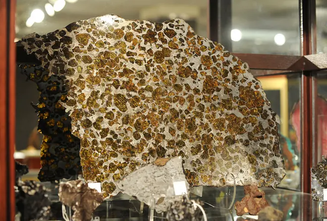 K﻿ani waa dhagax la mid ah dhagaxa laga helay Ceel Cali oo la qoray