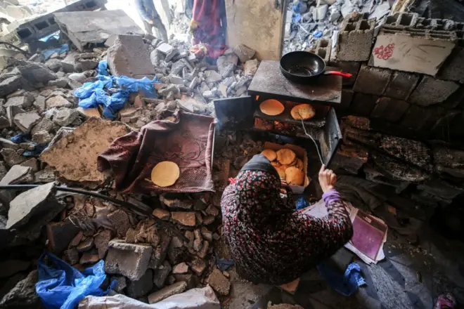 تدروس آدهانوم گبریسوس می‌گوید کودکان در شمال غزه از گرسنگی می‌میرند