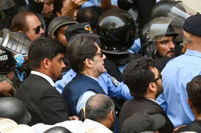 عمران خان