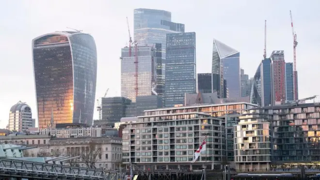 Londra'nın finans kuruluşlarının bulunduğu bölgesi