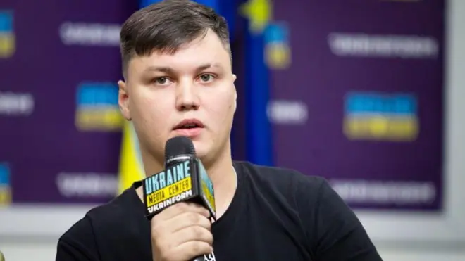 Максим Кузьмінов