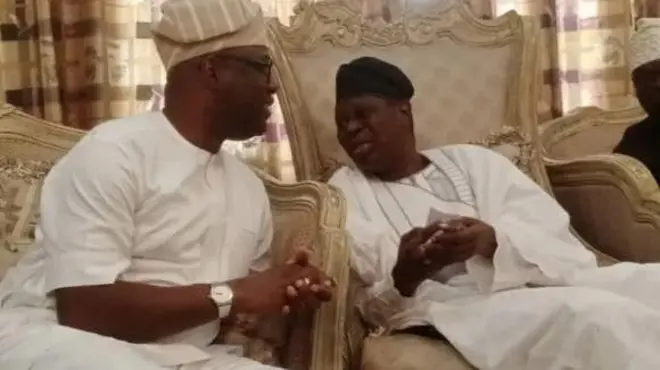 Gomina Seyi Makinde ati Oloogbe Oloye Yekini Adeojo nigba aye rẹ.