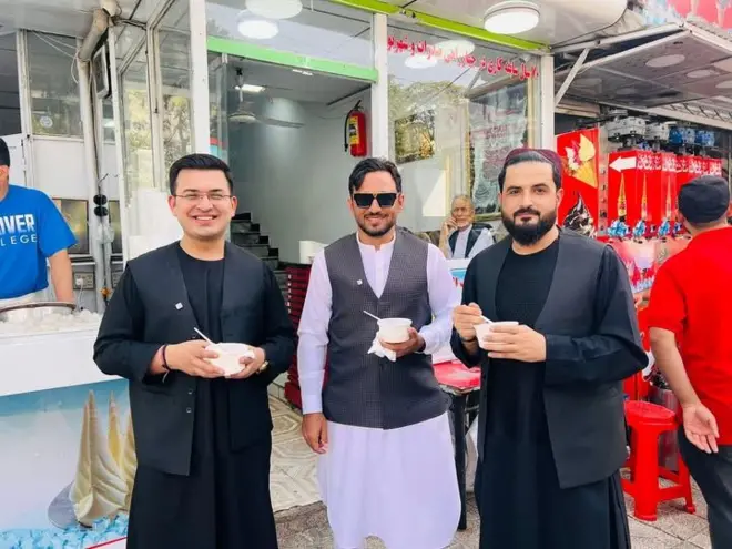 له کیڼ لوري، شبهانکر میشرا، ګلبدین نایب او نصیب خان