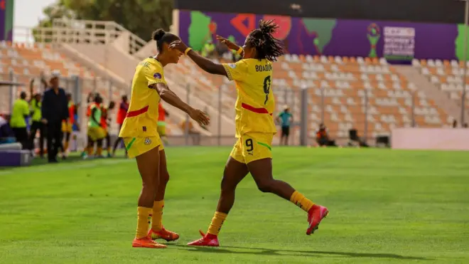 Boaduwaa and Hlorkah celebrate