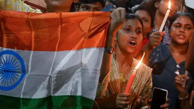 14 अगस्त को कोलकाता में प्रदर्शन के दौरान