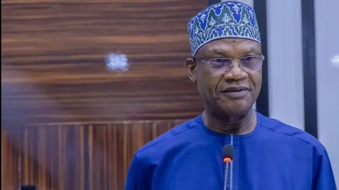 Minisita eto ẹkọ, Ọjọgbọn Tahir Mamman.