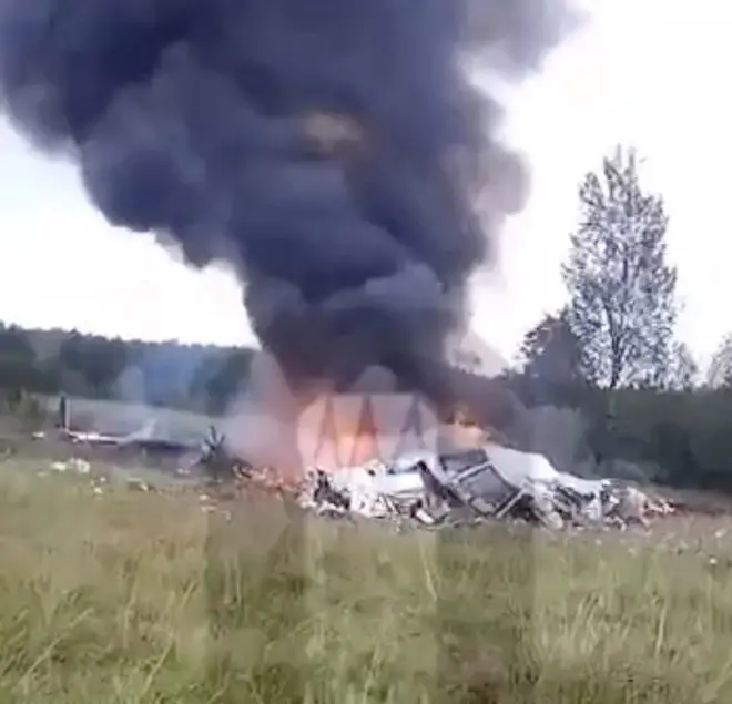दुर्घटनामा परेको विमानको तस्बिर 