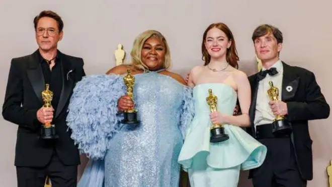 পুরস্কার হাতে ৯৬তম আসরের অস্কার বিজয়ীরা