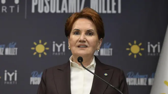 Akşener