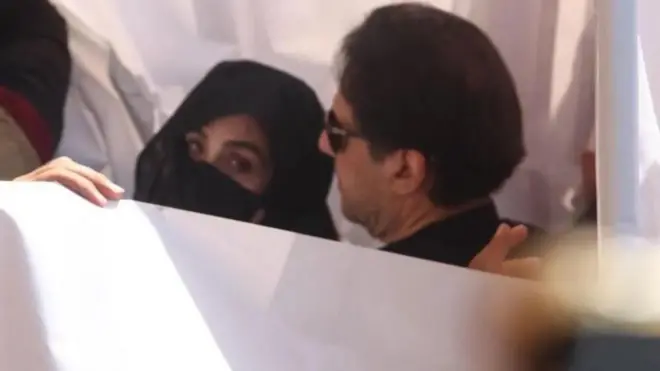 عمران و بی بی 