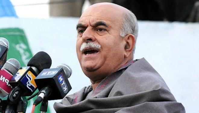 محمود خان اڅکزی د پاکستان ولسمشرۍ مقام ته کاندید و.